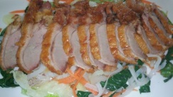 Crispy duck with vegetables